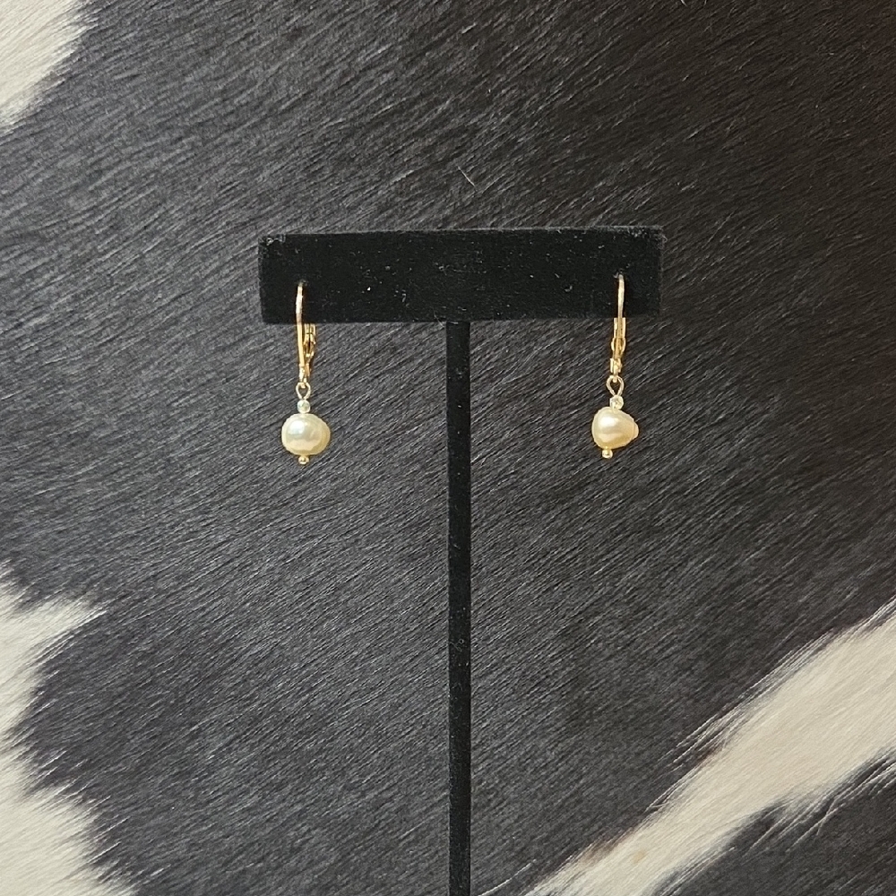 Elegant Gold and Cultured Peach Pearl Drop Earrings